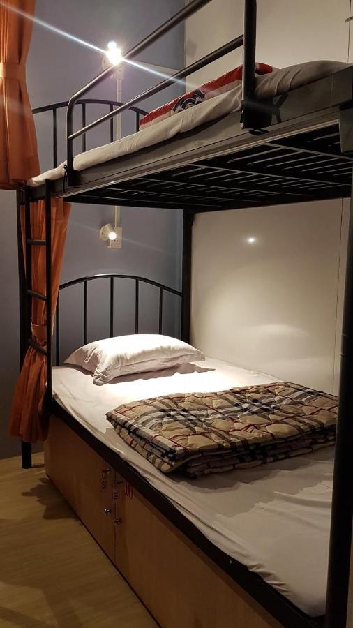 Sky House Hostel Thành Pho Ho Chí Minh Esterno foto